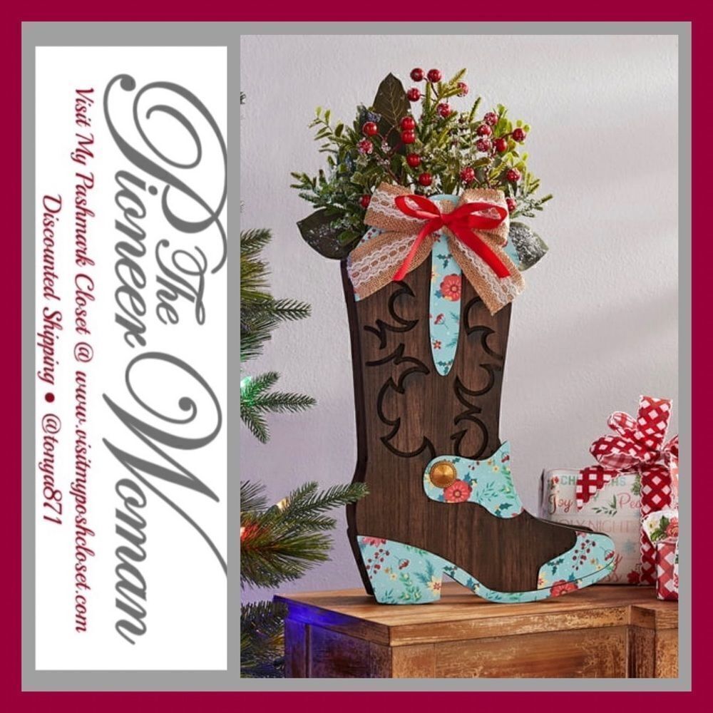 🦋 New Pioneer Woman Farmhouse Christmas Brown Cowgirl Boot Decor